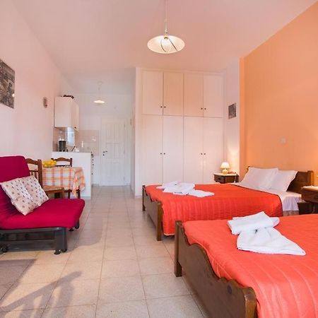 Betty Apartments Дріос Екстер'єр фото