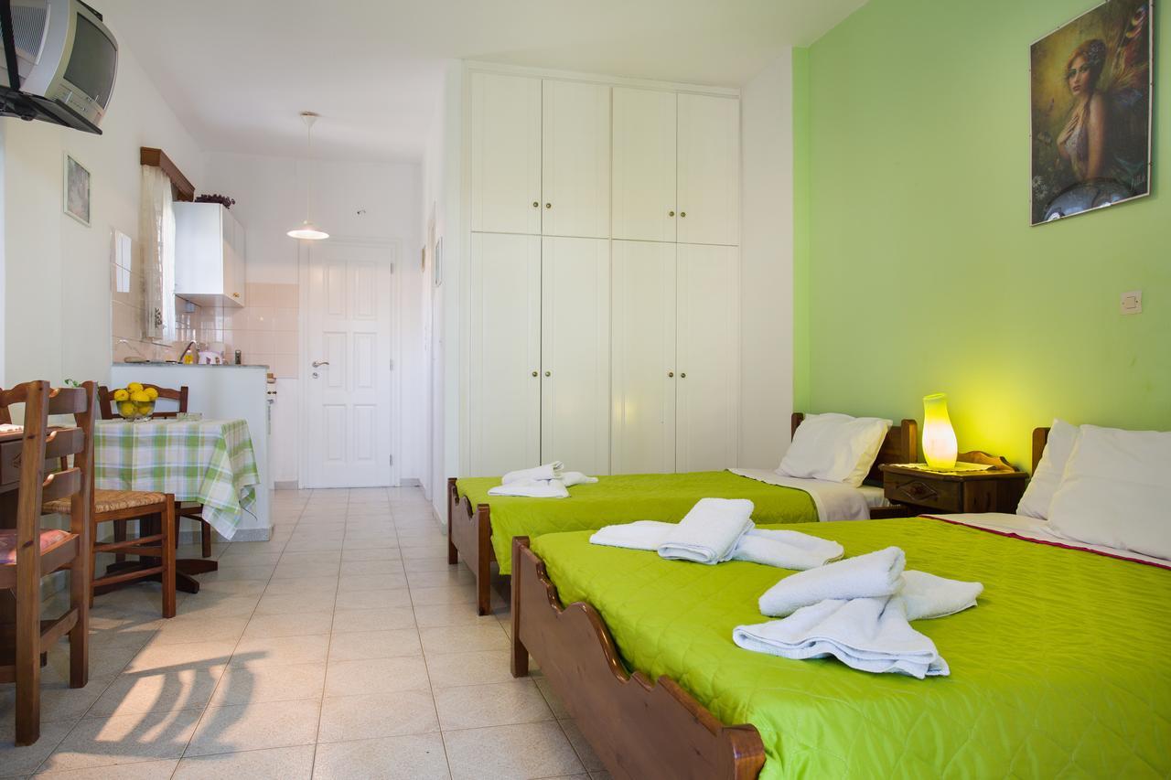 Betty Apartments Дріос Екстер'єр фото