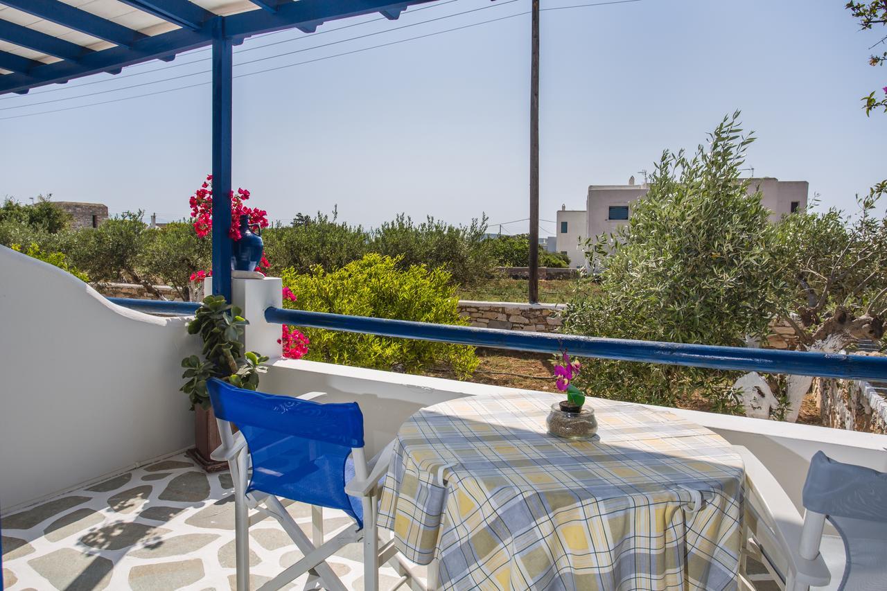 Betty Apartments Дріос Екстер'єр фото